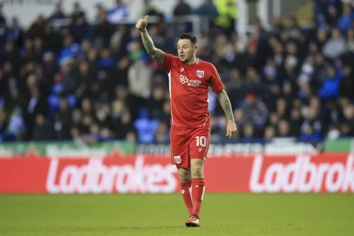 Framed Print : Lee Tomlin in Action: Championship Showdown at Reading - November 2016
