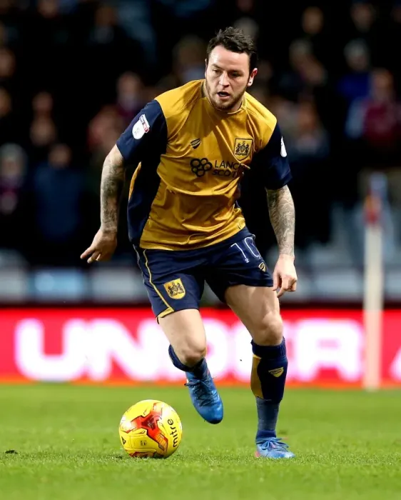 Framed Print : Lee Tomlin of Bristol City in Action Against Aston Villa at Villa Park, 2017