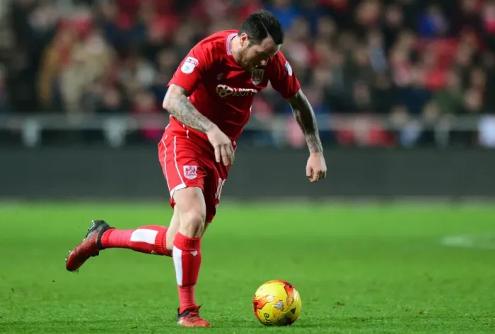 Framed Print : Lee Tomlin's Unforgettable Performance: Bristol City vs Preston North End (Sky Bet Championship, December 17, 2016) Framed Print : Lee Tomlin's Unforgettable Performance: Bristol City vs Preston North End (Sky Bet Championship, December 17, 2016)