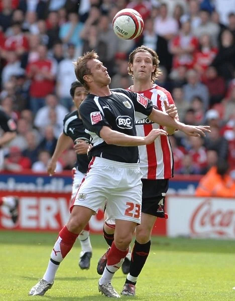 Lee Trundle: In Action Against Sheffield United (Sheffield United vs. Bristol City)