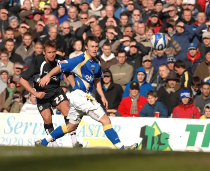 Framed Print : Lee Trundle: Crossing the Divide in the Cardiff City vs. Bristol City Rivalry Framed Print : Lee Trundle: Crossing the Divide in the Cardiff City vs. Bristol City Rivalry