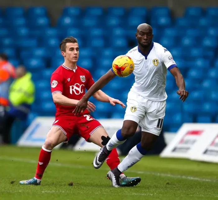 Framed Print : Leeds United vs. Bristol City: Clash Between Bryan and Doukara