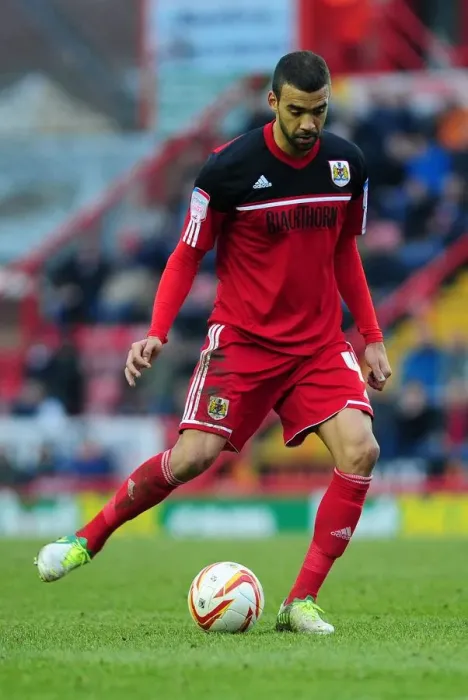 Framed Print : Liam Fontaine in Action: Bristol City vs Middlesbrough, Npower Championship (09 / 03 / 2013) Framed Print : Liam Fontaine in Action: Bristol City vs Middlesbrough, Npower Championship (09 / 03 / 2013)