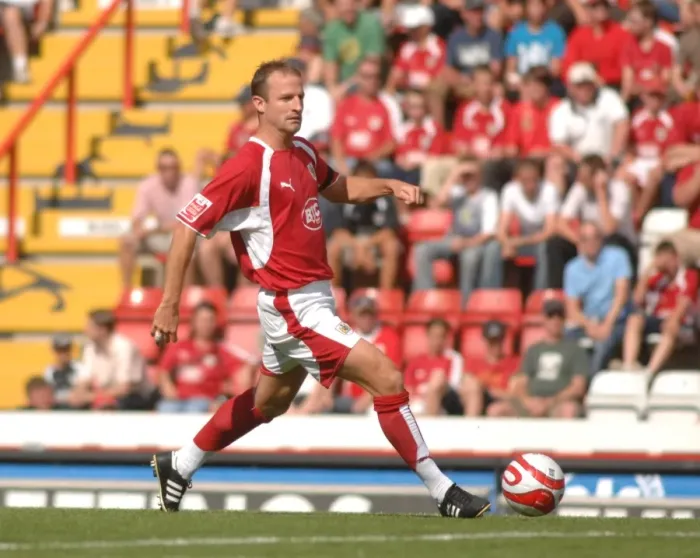 Framed Print : Louis Carey in Action for Bristol City Against QPR Framed Print : Louis Carey in Action for Bristol City Against QPR