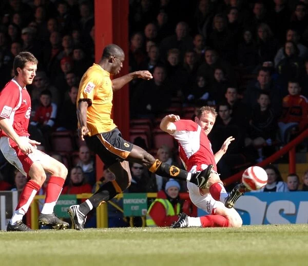 Louis Carey in Action: Bristol City vs. Wolverhampton Wanderers