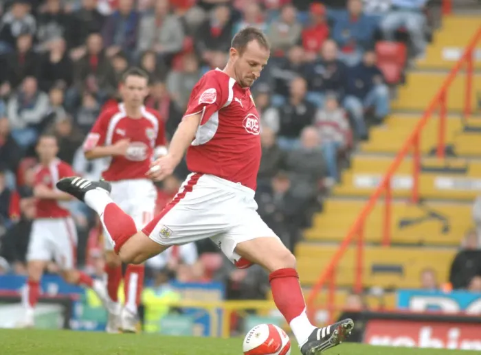 Framed Print : Louis Carey in Action: Bristol City vs Stoke City Framed Print : Louis Carey in Action: Bristol City vs Stoke City