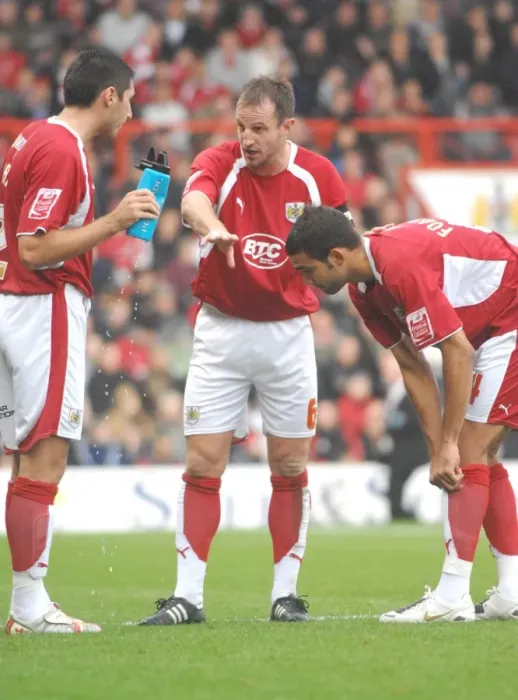 Framed Print : Louis Carey in Action: Bristol City vs Stoke City Framed Print : Louis Carey in Action: Bristol City vs Stoke City
