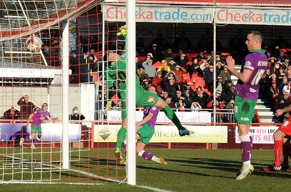 Luke Ayling Scores Game-Winning Goal for Bristol City against Crawley Town, March 2015
