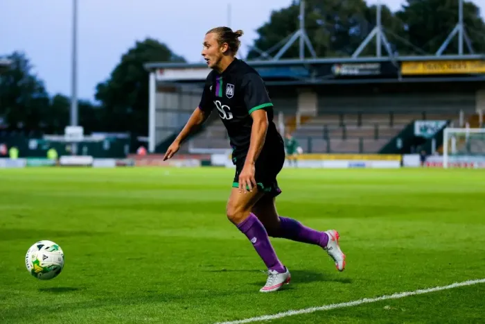 Framed Print : Luke Freeman in Action: Bristol City vs. Yeovil Town Pre-Season Friendly, 2015