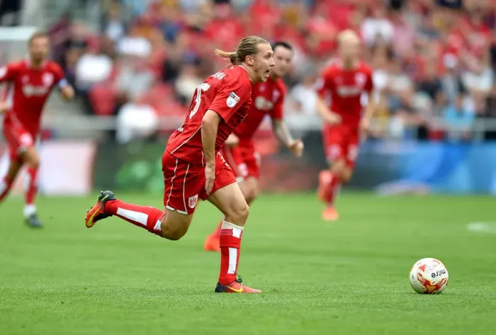 Framed Print : Luke Freeman in Action: Bristol City vs Aston Villa, 2016