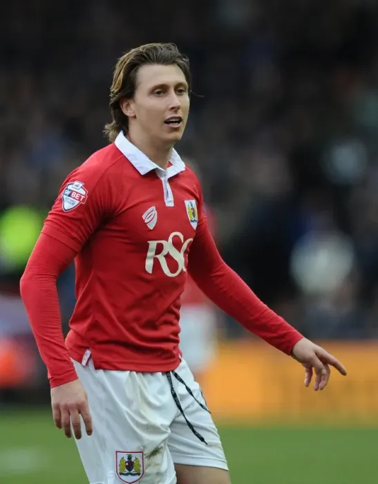 Framed Print : Luke Freeman in Action: Bristol City vs West Ham United, FA Cup Fourth Round, Ashton Gate