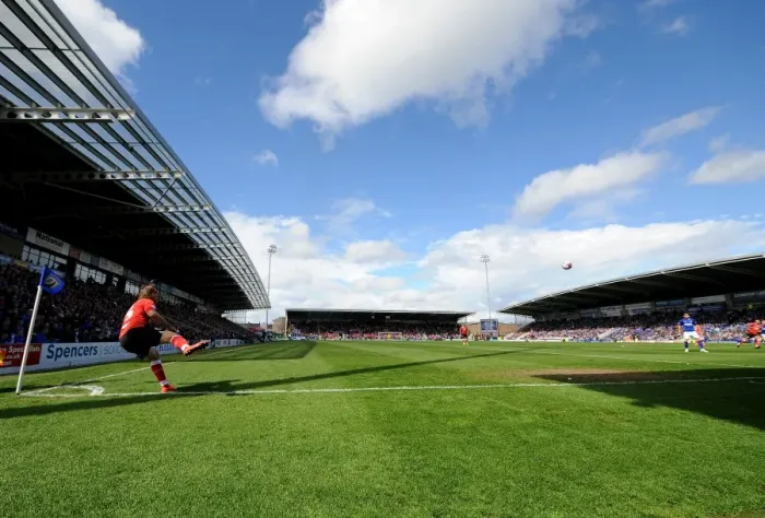 Framed Print : Luke Freeman Takes a Corner for Bristol City at Proact Stadium, 2015 Framed Print : Luke Freeman Takes a Corner for Bristol City at Proact Stadium, 2015