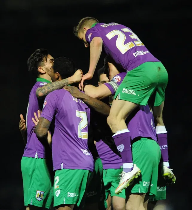 Framed Print : Luke Freeman's Dramatic Last-Minute Goal: Bristol City Secures Victory Over Yeovil Town Framed Print : Luke Freeman's Dramatic Last-Minute Goal: Bristol City Secures Victory Over Yeovil Town