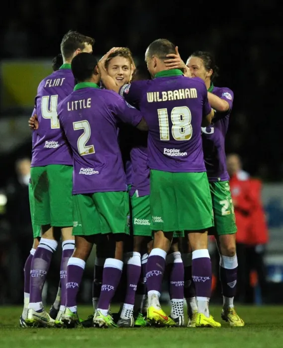 Framed Print : Luke Freeman's Dramatic Last-Minute Winner: Bristol City Celebrates at Huish Park