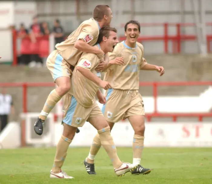 Framed Print : Luke Wilkshire's Exultant Moment: 05-06 Action Framed Print : Luke Wilkshire's Exultant Moment: 05-06 Action