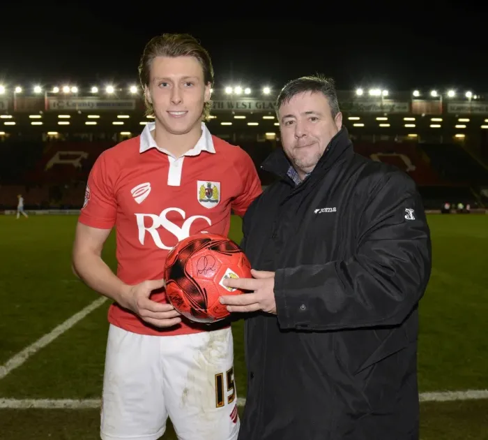 Framed Print : Man of the Match Presentation: Bristol City FC vs Coventry City (Johnstones Paint Trophy, 12 / 10 / 2014)