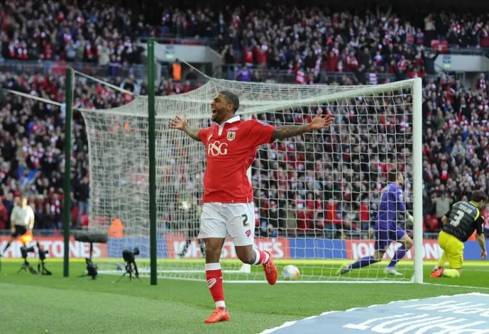 Framed Print : Mark Little's Thrilling Goal: Bristol City's Johnstone's Paint Trophy Final Victory over Walsall