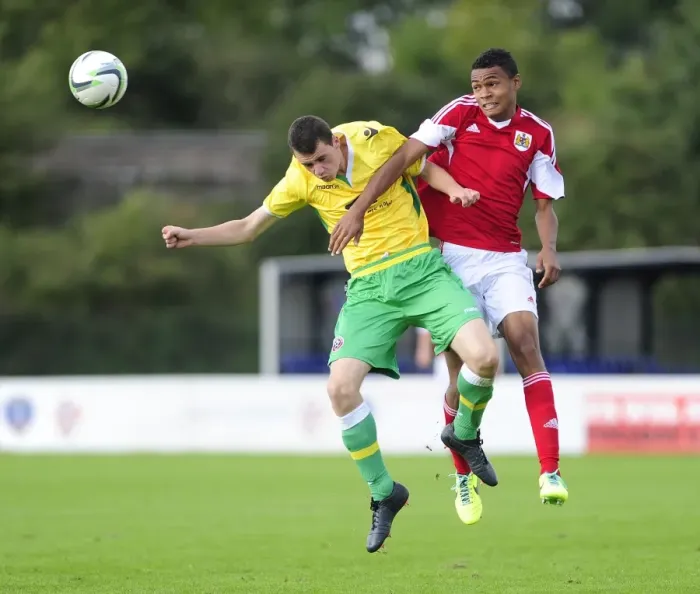 Framed Print : Marley Bishop in Action: Bristol City U18s vs. Sheffield United