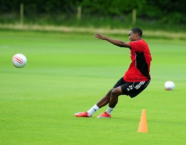 Marlon Jackson in Action: Bristol City Football Club Pre-Season Training