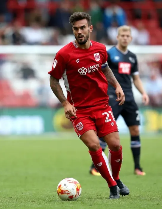 Framed Print : Marlon Pack in Action: Bristol City vs. Derby County, Sky Bet Championship, Ashton Gate Stadium