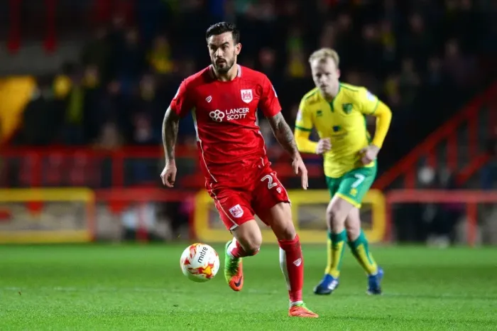 Framed Print : Marlon Pack in Action: Bristol City vs. Norwich City, Sky Bet Championship