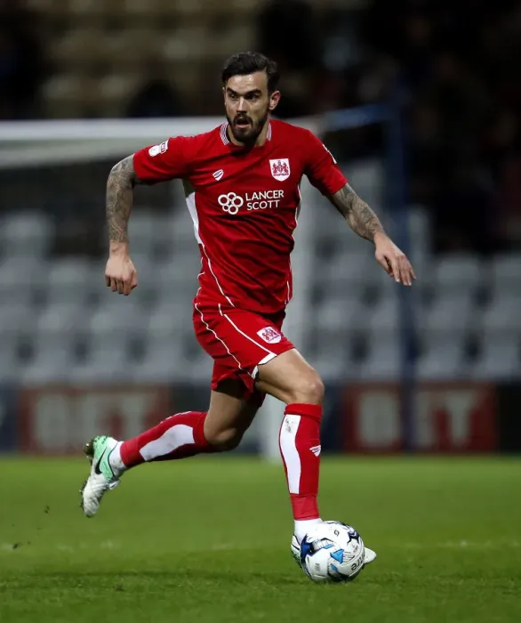 Framed Print : Marlon Pack in Action: Bristol City vs. Preston North End, Sky Bet Championship 2017