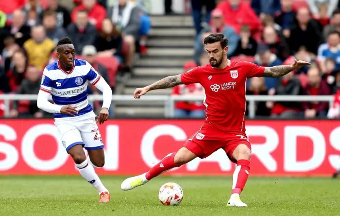 Framed Print : Marlon Pack in Action: Bristol City vs. Queens Park Rangers, Sky Bet Championship, 2017
