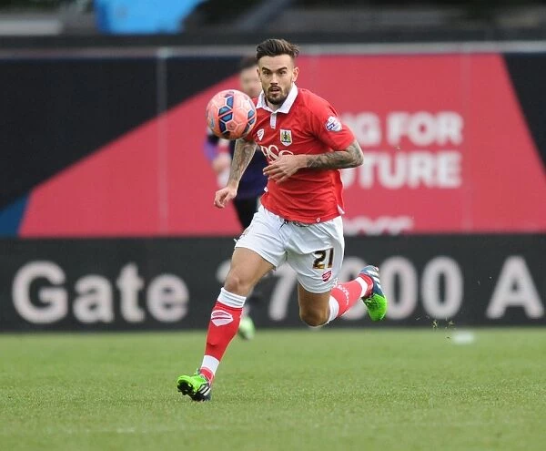 Marlon Pack in Action: FA Cup Fourth Round Clash between Bristol City and West Ham United at Ashton Gate, 2015