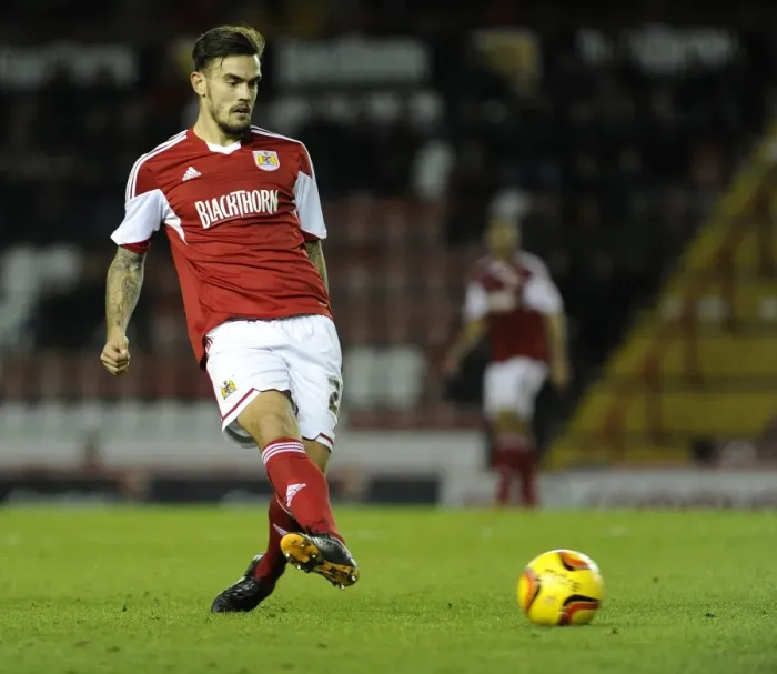 Framed Print : Marlon Pack of Bristol City in Action Against Crawley Town, Sky Bet League One, November 2013