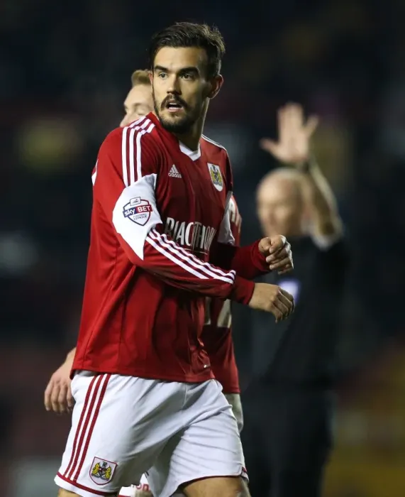 Framed Print : Marlon Pack of Bristol City in Action Against Leyton Orient, Sky Bet League One, 2013 Framed Print : Marlon Pack of Bristol City in Action Against Leyton Orient, Sky Bet League One, 2013