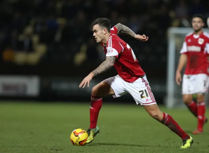 Framed Print : Marlon Pack of Bristol City in Action against Notts County, Sky Bet League One, December 2013 Framed Print : Marlon Pack of Bristol City in Action against Notts County, Sky Bet League One, December 2013