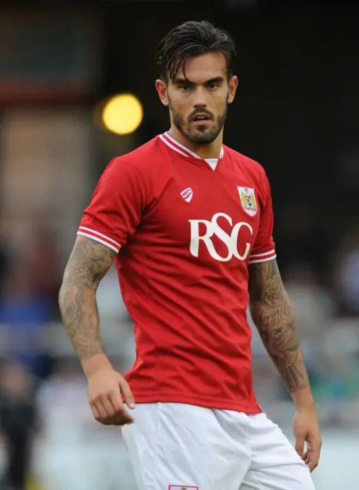 Framed Print : Marlon Pack of Bristol City in Pre-Season Action at Twerton Park against Bath City, July 2015 Framed Print : Marlon Pack of Bristol City in Pre-Season Action at Twerton Park against Bath City, July 2015