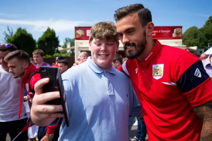Framed Print : Marlon Pack Celebrates with Fans after Pre-season Match between Bristol Manor Farm and Bristol City (2017) Framed Print : Marlon Pack Celebrates with Fans after Pre-season Match between Bristol Manor Farm and Bristol City (2017)