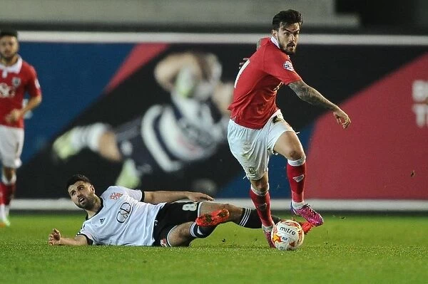 Marlon Pack Escapes Yaser Kasim's Grasp: Intense Moment from Bristol City vs Swindon Town, Sky Bet League One, 2015