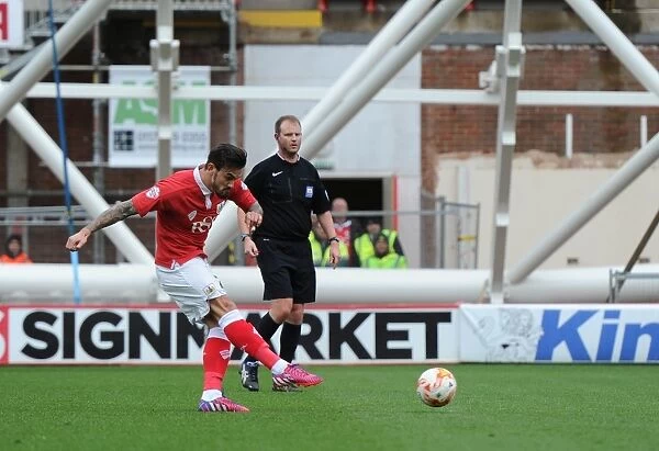 Marlon Pack Scores Penalty for Bristol City Against Barnsley, 2015