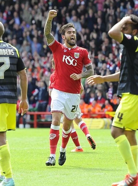 Marlon Pack's Goal Celebration: Bristol City Secures Victory Over Walsall, Sky Bet League One, 2015