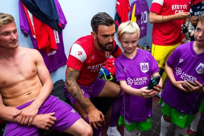 Framed Print : Marlon Pack's Selfie with Bristol City Mascot during Pre-season Friendly against Bristol Manor Farm (2017)