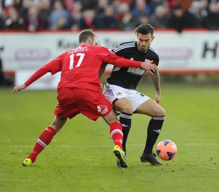 Framed Print : Maron Pack vs. Richard Peniket: Battle for the Ball in Tamworth v Bristol City FA Cup Match