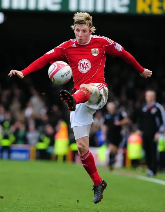 Framed Print : Martyn Woolford of Bristol City Against Leeds United in Championship Match at Ashton Gate Stadium, 12th February 2011