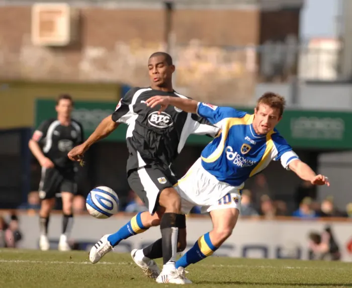 Framed Print : Marvin Elliott: In Action for Bristol City Against Cardiff City Framed Print : Marvin Elliott: In Action for Bristol City Against Cardiff City
