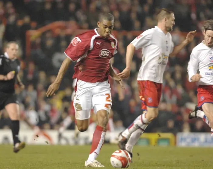 Framed Print : Marvin Elliott in Action: Bristol City vs. Crystal Palace Framed Print : Marvin Elliott in Action: Bristol City vs. Crystal Palace