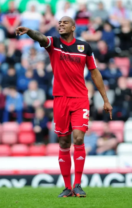 Framed Print : Marvin Elliott in Action: Bristol City vs Huddersfield Town, Ashton Gate, 2013 Framed Print : Marvin Elliott in Action: Bristol City vs Huddersfield Town, Ashton Gate, 2013