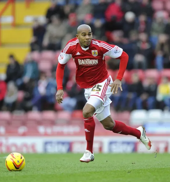 Framed Print : Marvin Elliott in Action: Bristol City vs Rotherham United, Sky Bet League One, Ashton Gate Framed Print : Marvin Elliott in Action: Bristol City vs Rotherham United, Sky Bet League One, Ashton Gate