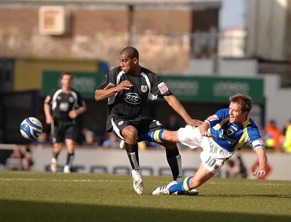 Marvin Elliott in Action: The Intense Battle for the Ball (Cardiff City vs. Bristol City)