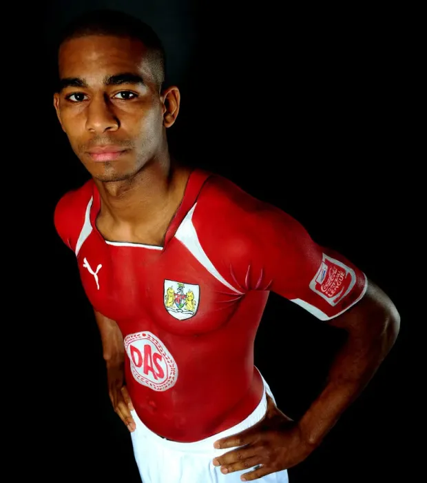 Framed Print : Marvin Elliott: A Beacon of Determination - Portrait from Bristol City Football Club's 08-09 Season