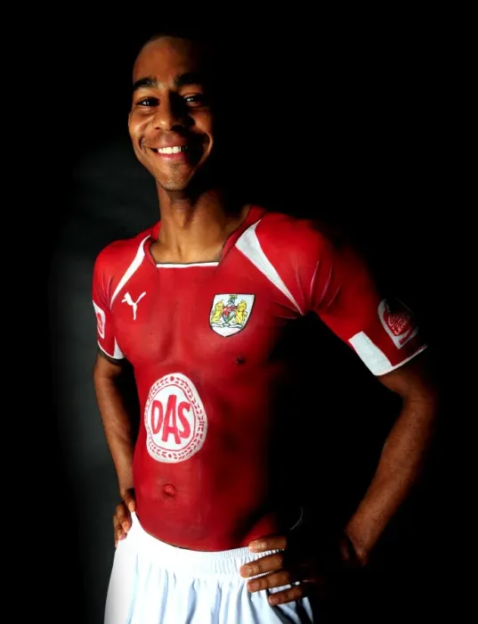 Framed Print : Marvin Elliott: A Beacon of Determination - Portrait from Bristol City Football Club's 08-09 Season