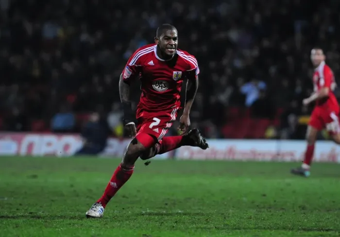 Framed Print : Marvin Elliott Scores Brace: Watford vs. Bristol City, Championship 2011