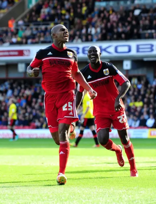 Framed Print : Marvin Elliott Scores the Equalizer: Watford vs. Bristol City, Championship Football Match, Vicarage Road Stadium - September 22, 2012
