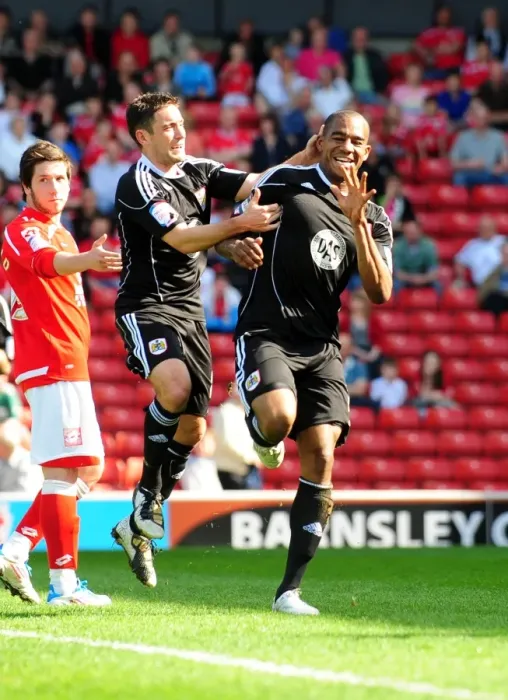 Framed Print : Marvin Elliott Scores the Opener: Barnsley vs. Bristol City, Championship 2011 - Oakwell Stadium Framed Print : Marvin Elliott Scores the Opener: Barnsley vs. Bristol City, Championship 2011 - Oakwell Stadium
