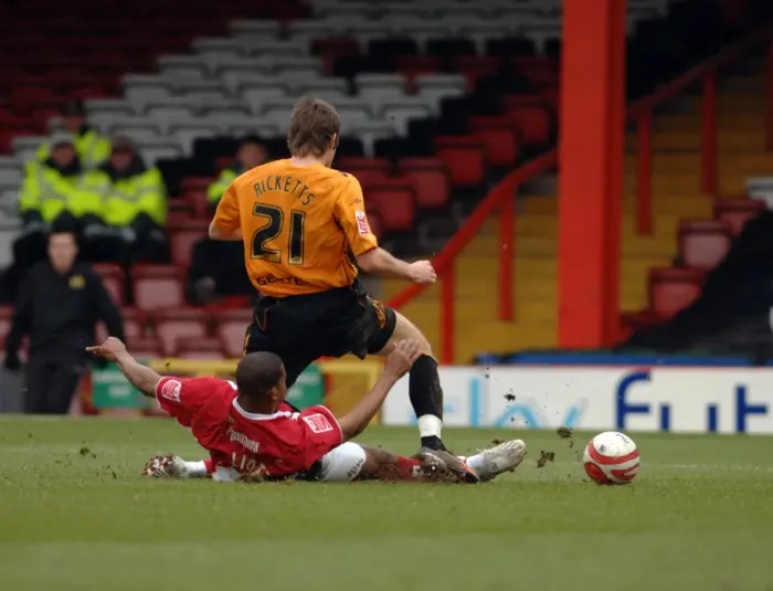 Framed Print : Marvin Elliott: Thrilling Moment at Bristol City vs Hull City Framed Print : Marvin Elliott: Thrilling Moment at Bristol City vs Hull City